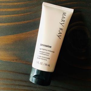 Mary Kay Timewise Age-Fighting Moisturizer